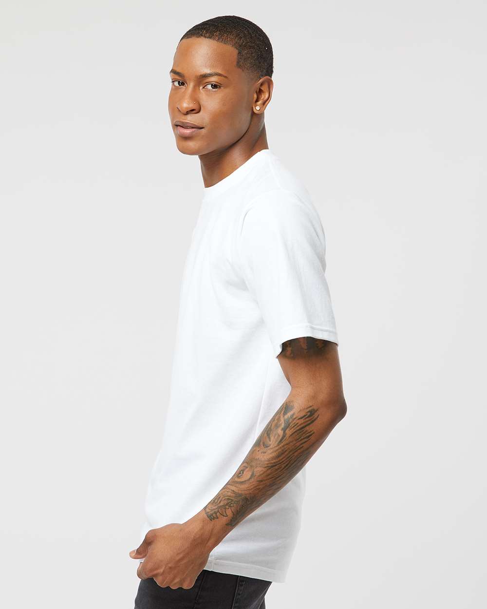 #colormdl_White
